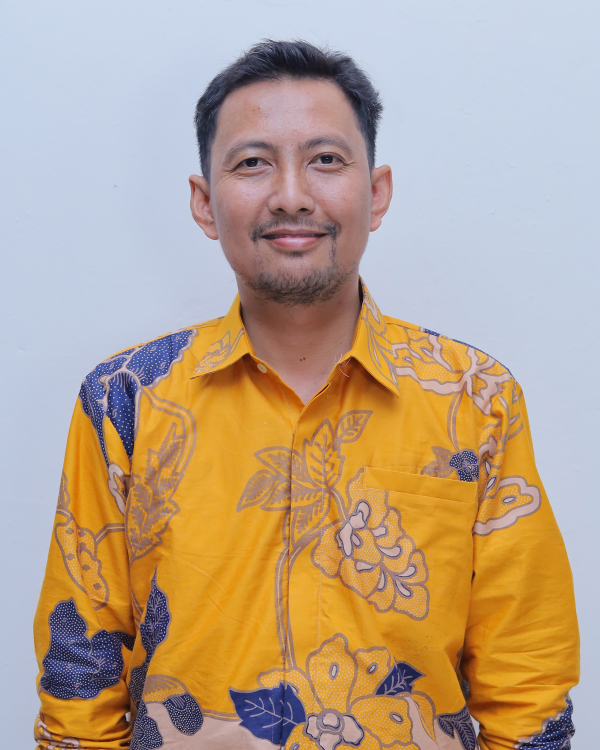 Yusep Ahmadi F., M.Hum.