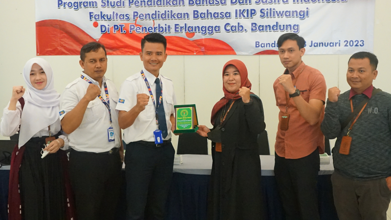 Bimbingan Teknis ke Penerbit Erlangga Tahun 2022 Bagian 5
