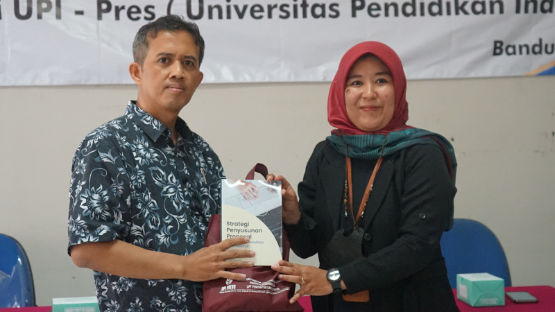 Bimbingan Teknis ke Penerbit Erlangga Tahun 2022 Bagian 6